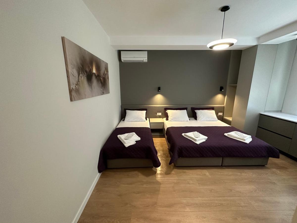 Soin Rooms Тирана Екстер'єр фото