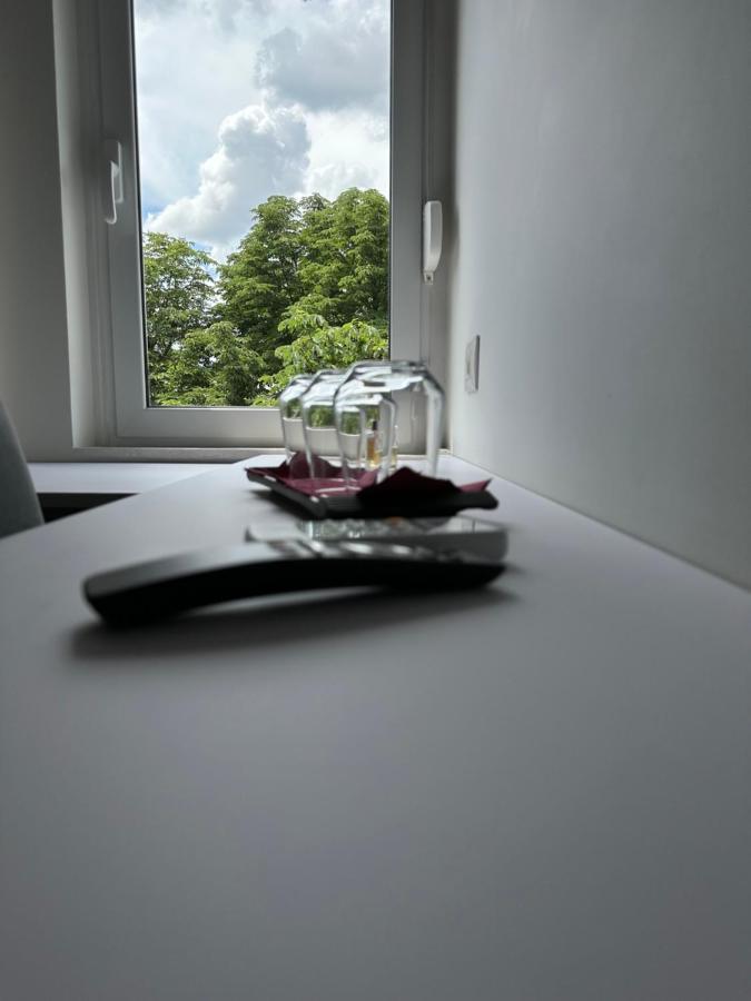Soin Rooms Тирана Екстер'єр фото