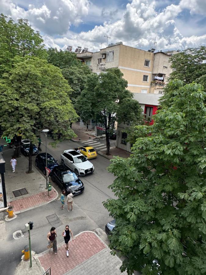 Soin Rooms Тирана Екстер'єр фото