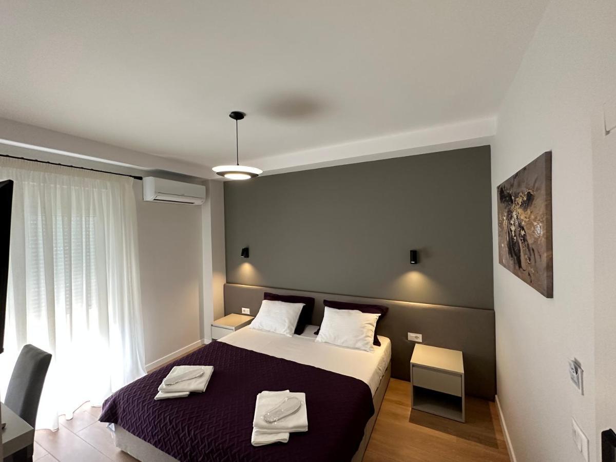 Soin Rooms Тирана Екстер'єр фото